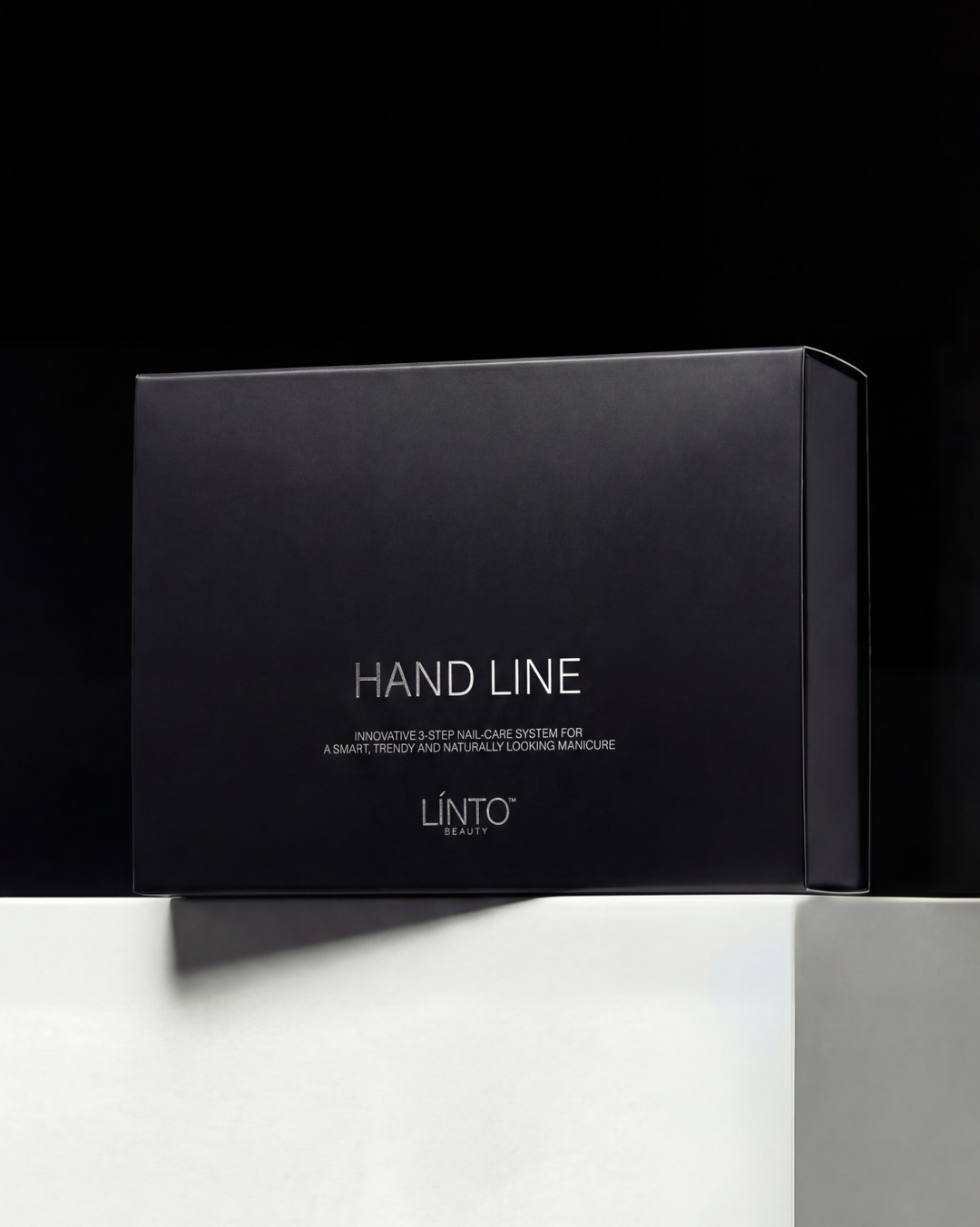 HAND LINE SET (in box)